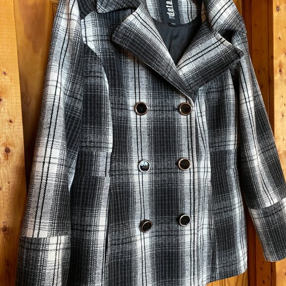 INTL D.E.T.A.I.L.S. Black and White Women's Jacket with Removable Hood - Size L - Picture 2 of 7